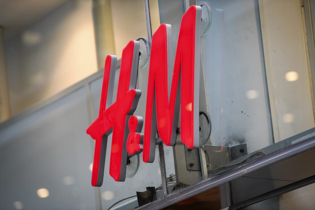 H&M will hohe Kosten nicht in vollem Umfang an Kunden weitergeben