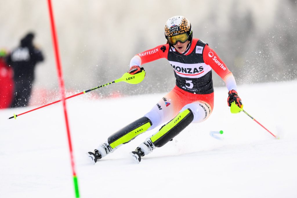 Holdener wird Dritte bei Shiffrins neuerlichem Sieg