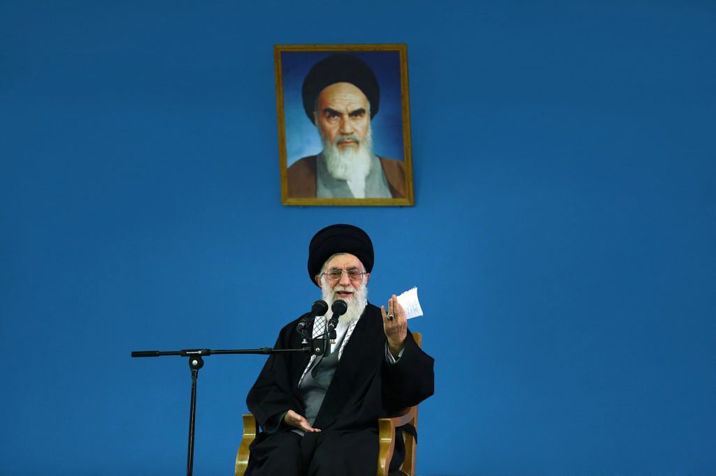 Irans Religionsführer begnadigt Zehntausende Gefangene