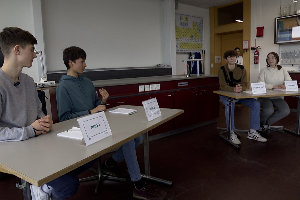 Hier lernen Schülerinnen und Schüler das Debattieren