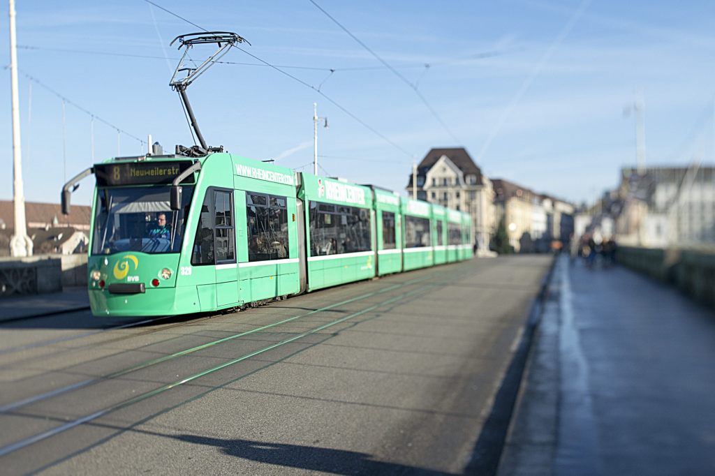 Mittlere Brücke: Verspätete Trams und Ausfälle über Mittag