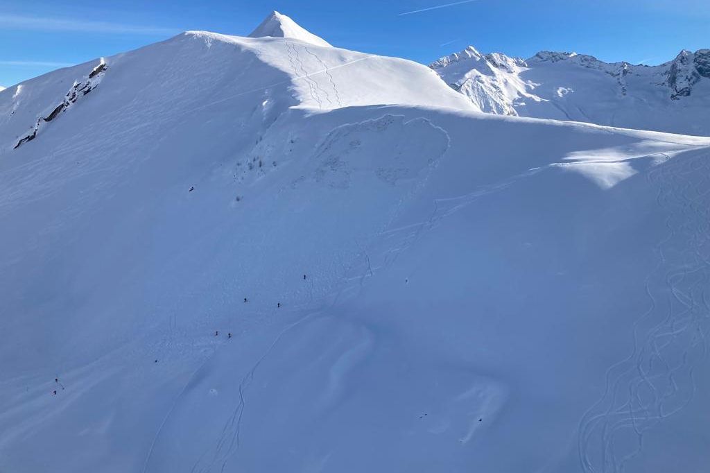 Lawine im Val Segnas: Zwei Todesopfer geborgen