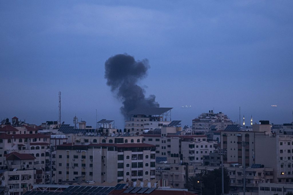 Nach Razzia: Raketen aus Gaza und israelischer Gegenangriff