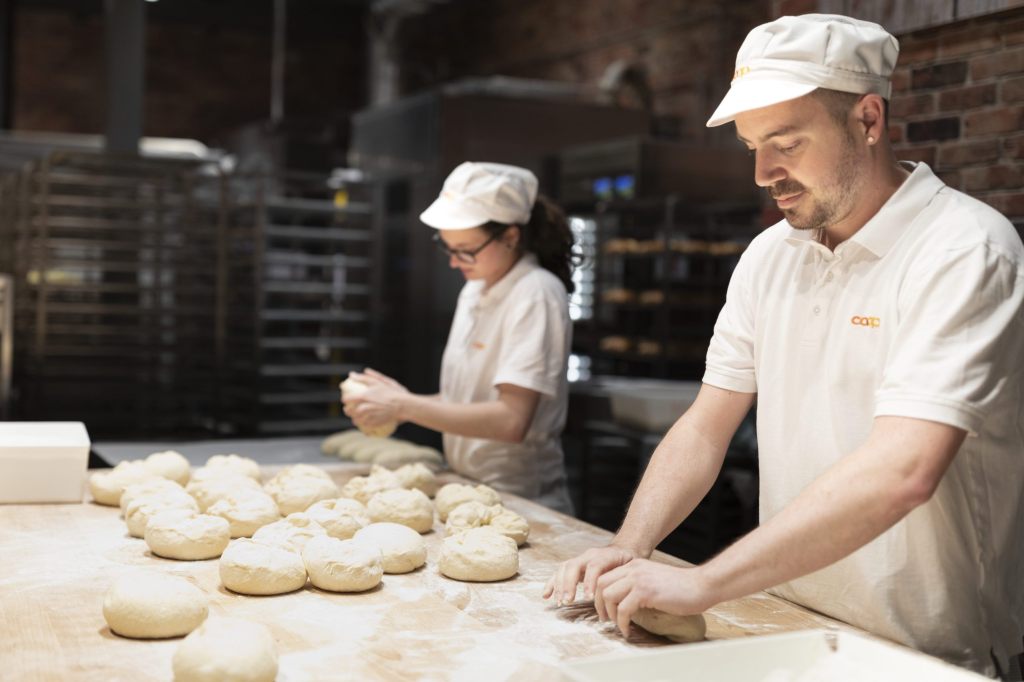 Immer weniger Jobs bei den grossen Schweizer Firmen