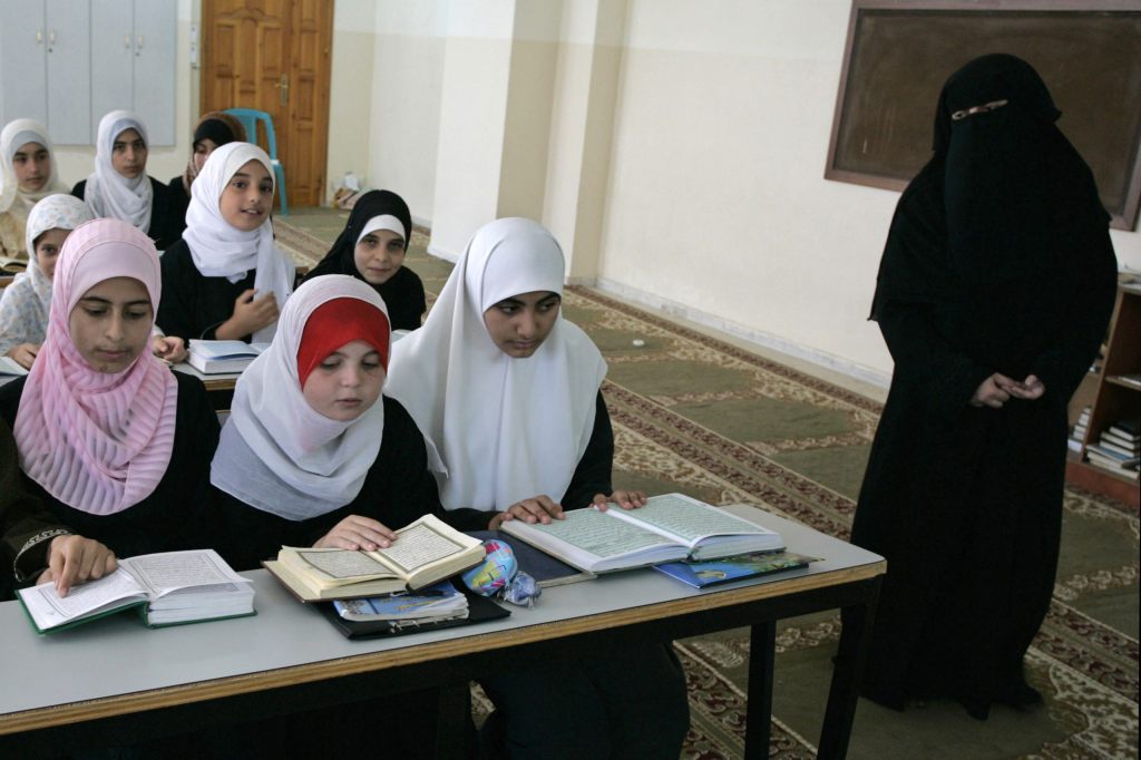 Hunderte neue Vergiftungsfälle an Mädchenschulen im Iran