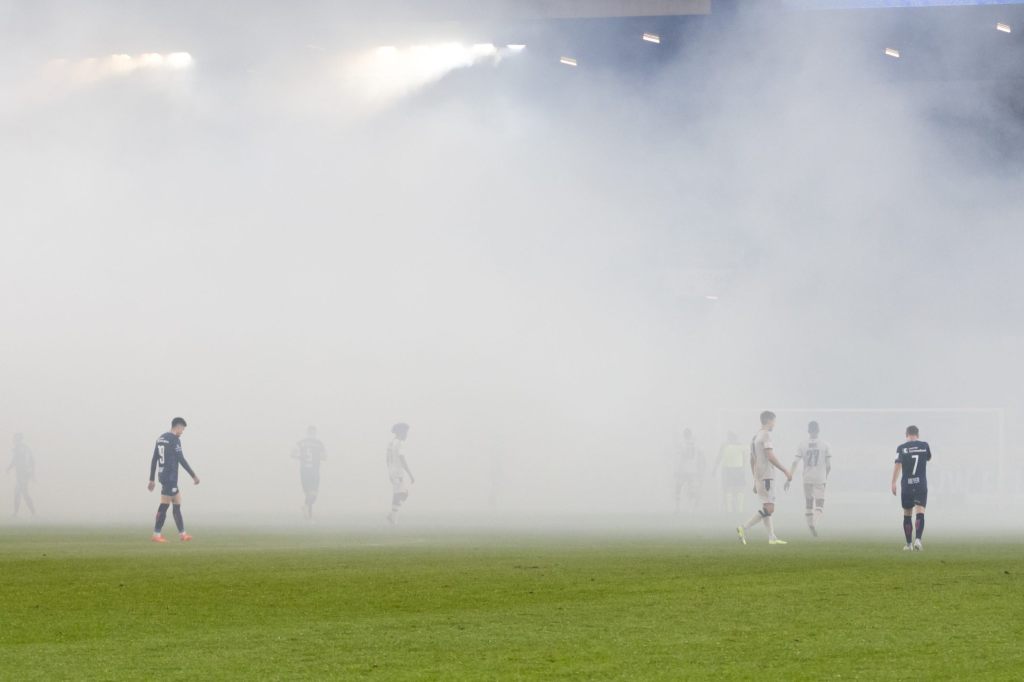 «Diverse Akte des Vandalismus»: FCB-Fans randalieren in Luzern