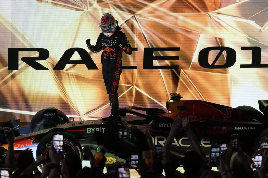 Weltmeister Max Verstappen gewinnt ersten Grand Prix der Saison