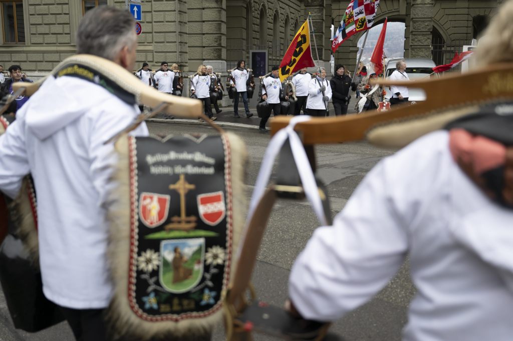 3&#8217;000 Personen an Friedenskundgebung vor dem Bundeshaus