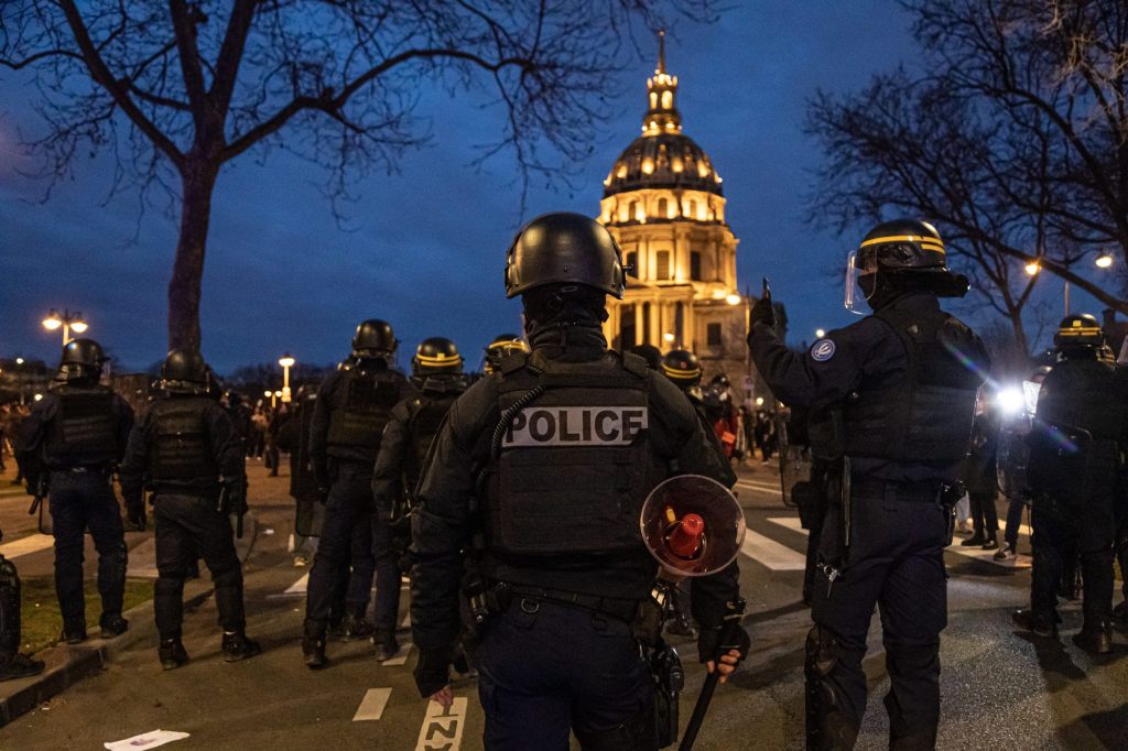 Proteste in Paris: Über 140 Festnahmen und elf verletzte Polizisten
