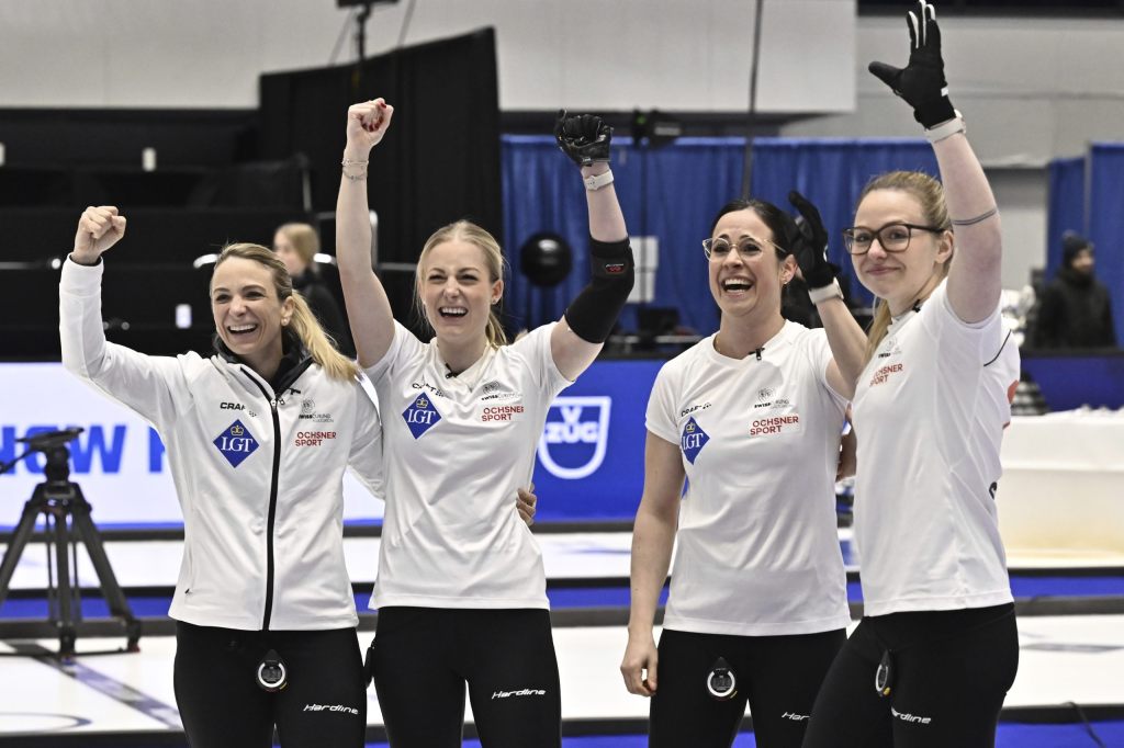 Die Krönung: Schweizer Curlerinnen mit viertem WM-Titel