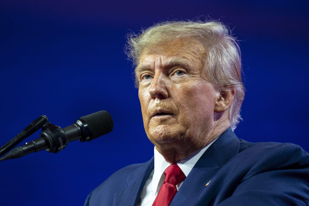 Historische Anklage: Ex-Präsident Trump muss sich in Strafverfahren verantworten