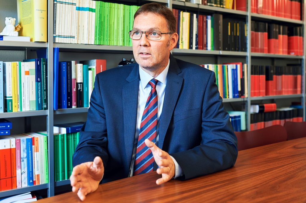 Wirtschaftsrechtler Peter V. Kunz zur Credit Suisse: «Es werden Klagen kommen»