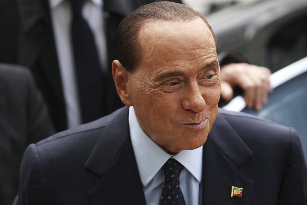 Auf Normalstation verlegt: Berlusconis Gesundheitszustand ist wieder stabil