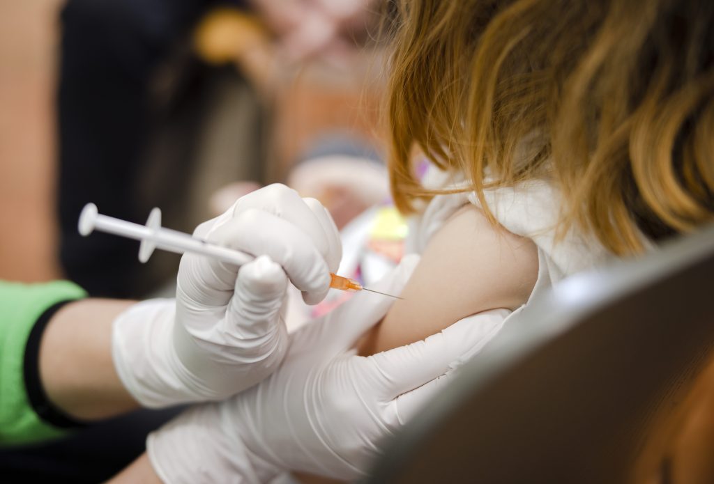 Masern und Co.: Grosse Versäumnisse bei Kinder-Impfungen während Pandemie