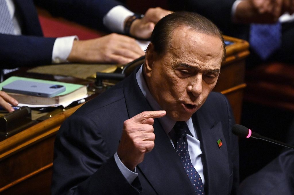 Italiens Ex-Regierungschef Berlusconi auf Intensivstation