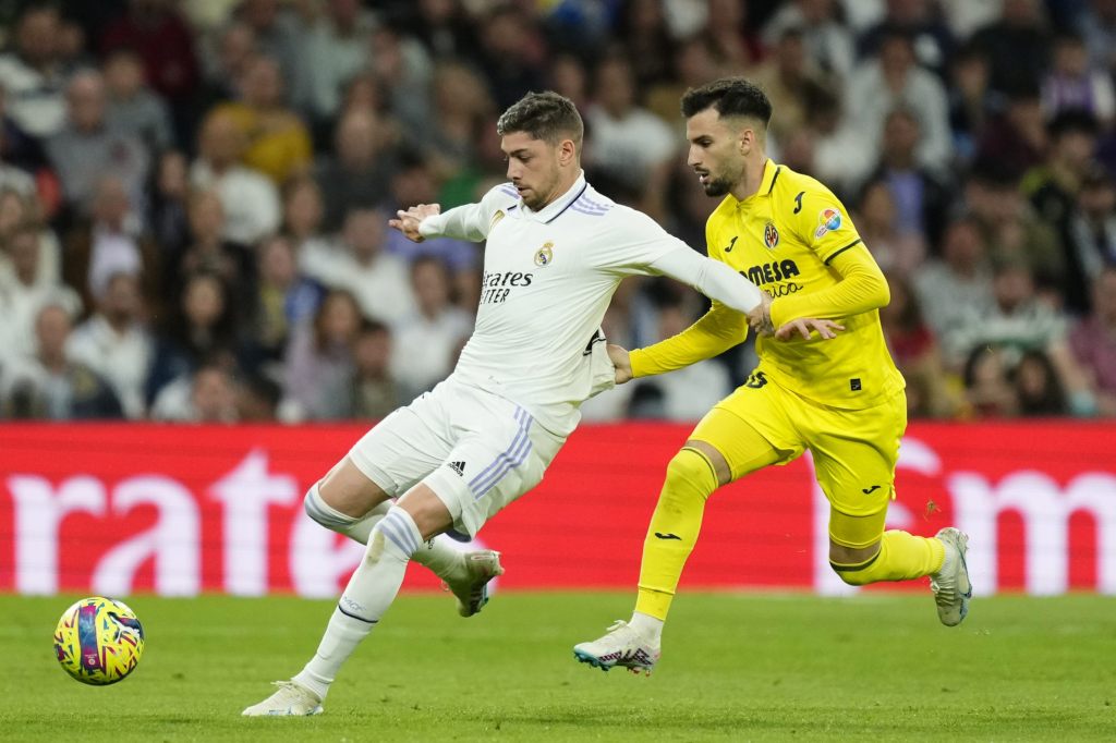 Villareal-Profi Baena zeigt Real-Madrid-Star Federico Valverde an