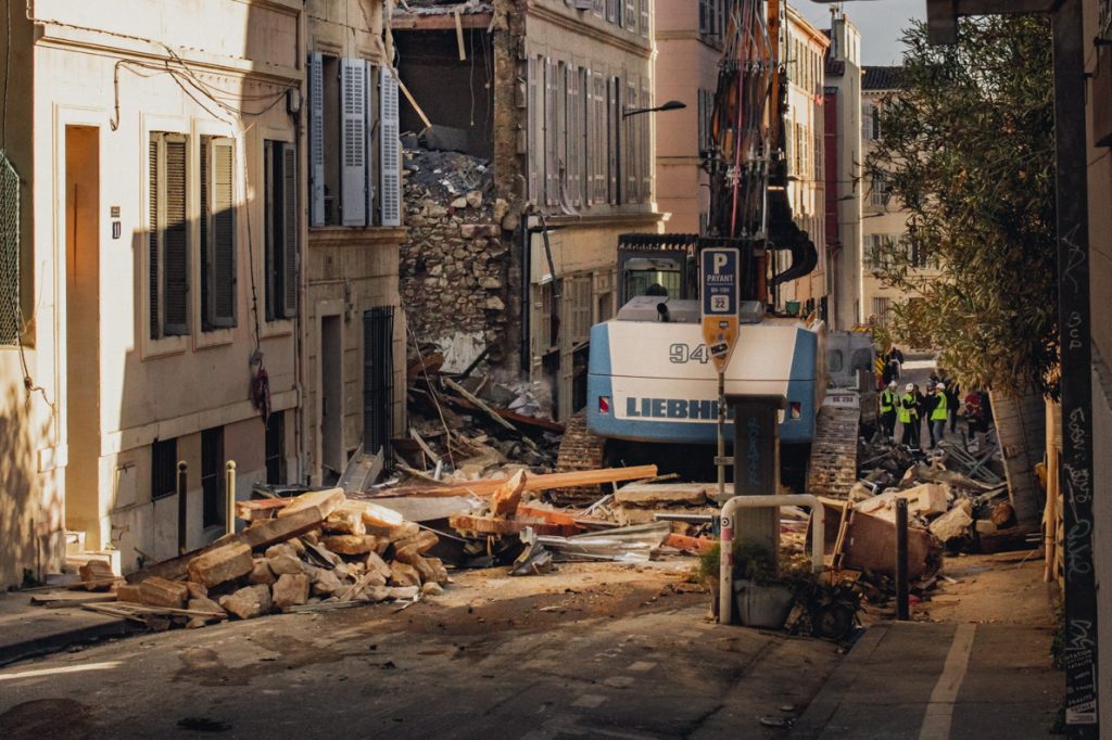 Weitere Leichen in Trümmern nach Hauseinsturz in Marseille gefunden