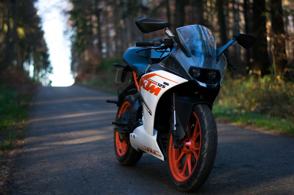 Erneut dutzende Jugendliche schwer mit Motorrad verunfallt