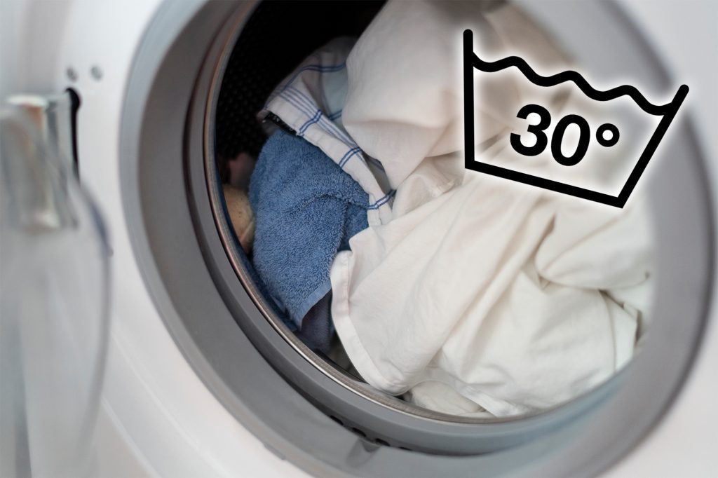 Beim Wäsche waschen: Fast jeden zweiten Basler plagt das schlechte Gewissen