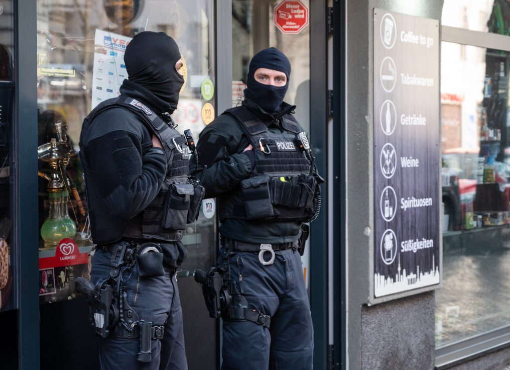 Deutsche Polizei holt zum Schlag gegen italienische Mafia aus