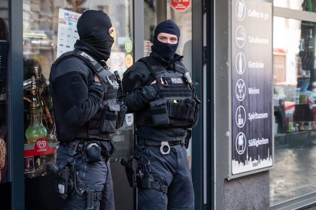 Deutsche Polizei holt zum Schlag gegen italienische Mafia aus