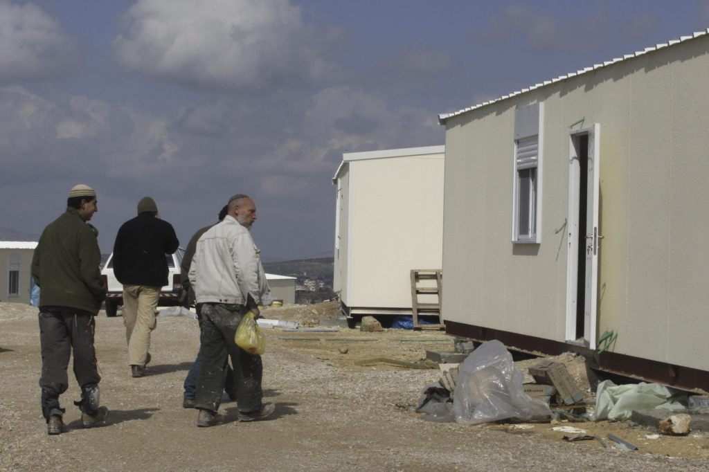 Israelische Siedler kehren in 2005 geräumtes Gebiet zurück