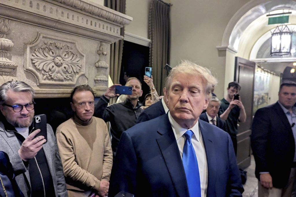 Trump nennt Vorwurf der Vergewaltigung «lächerlich»