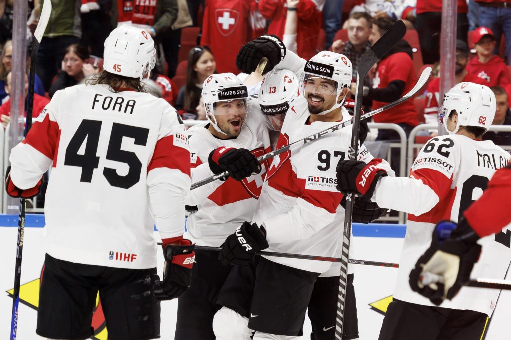 Schweiz schlägt auch Rekord-Weltmeister Kanada