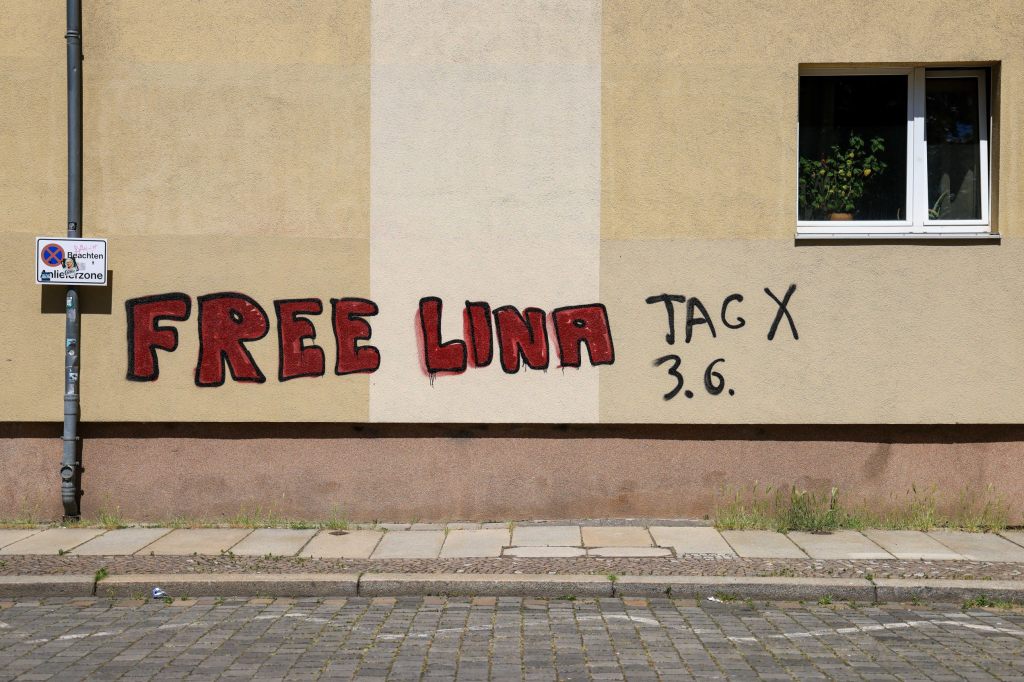Mutmassliche deutsche Linksextremistin bekommt fünf Jahre Haft
