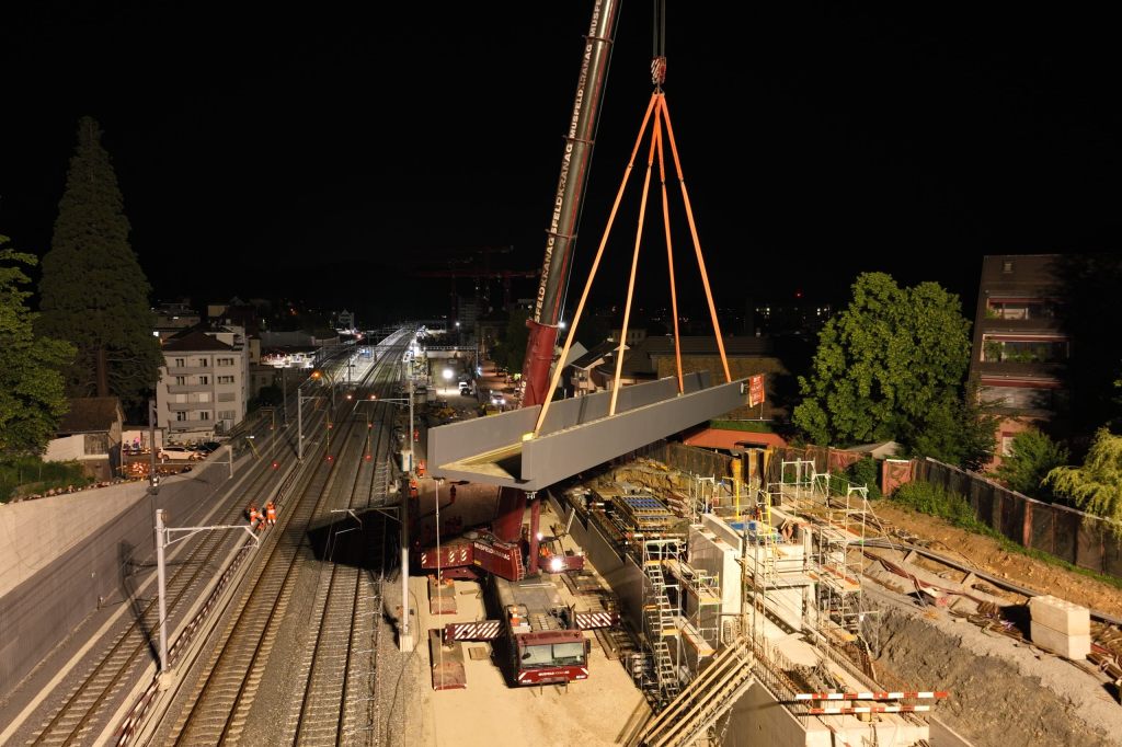 Kommt eine Brücke geflogen&#8230;