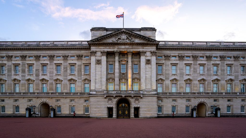 Kontrollierte Explosion beim Buckingham-Palast – Person festgenommen