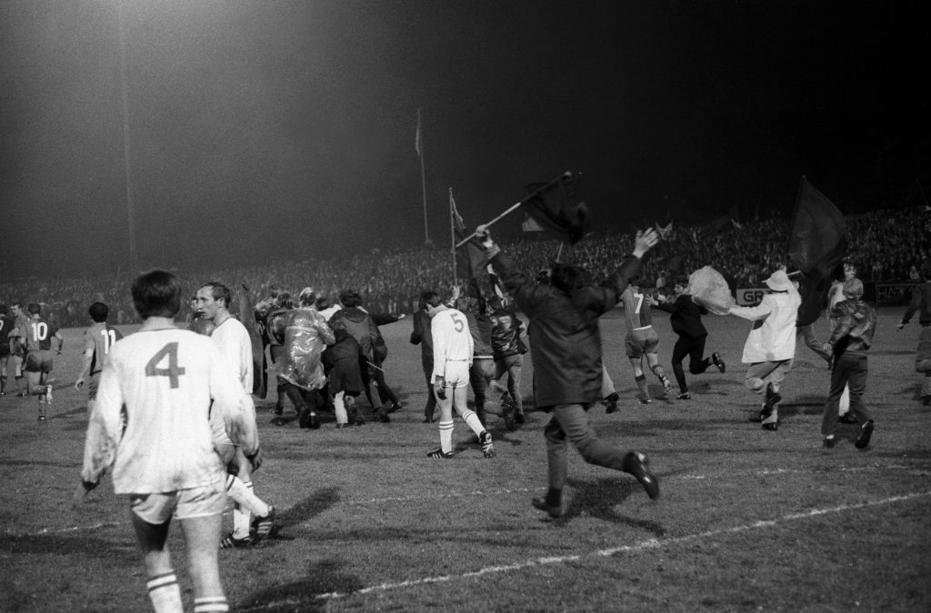 Der FCB wurde zum dritten Mal Meister: 54 Jahre ist es her