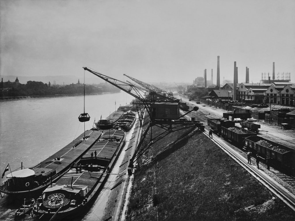 Zum 101. Geburtstag des Basler Hafens: Eine Schifffahrt zurück ins Jahr 1922