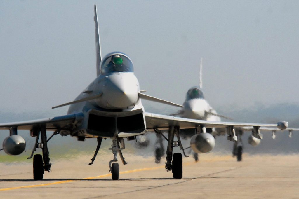 Kampfjets fangen russische Flugzeuge in der Nähe des Nato-Luftraums ab