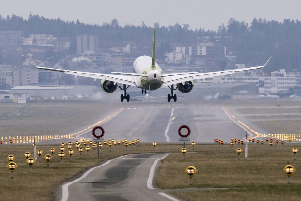 Wartezeiten am Zürcher Flughafen haben sich laut der Polizei deutlich reduziert