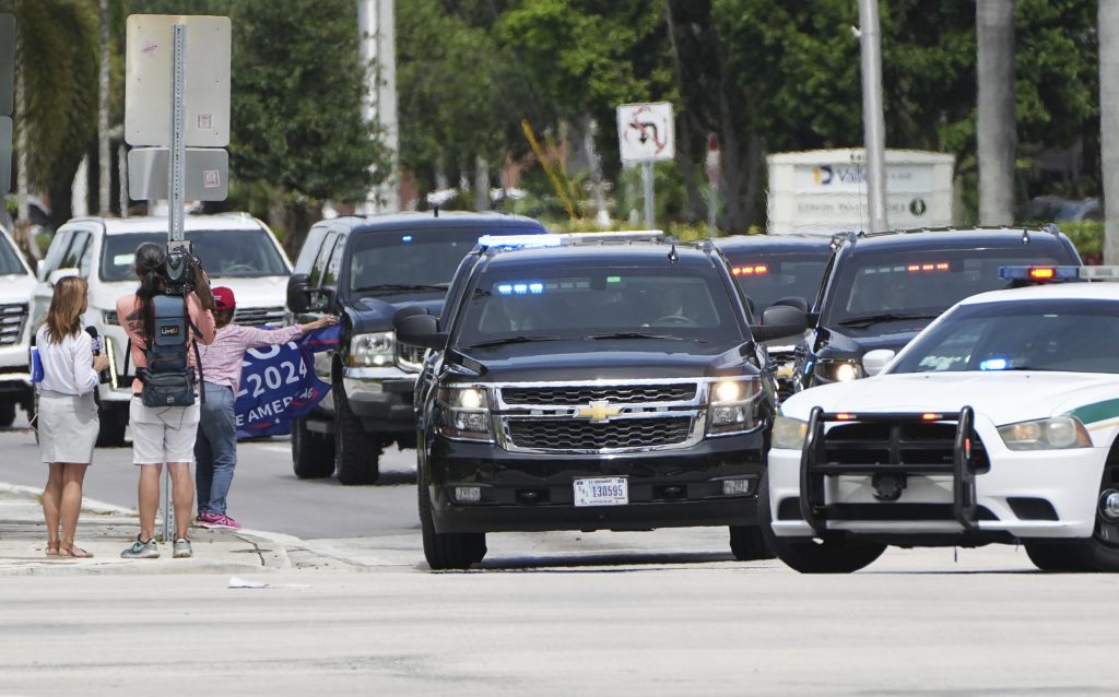 Historischer Auftritt von Trump vor Gericht in Miami