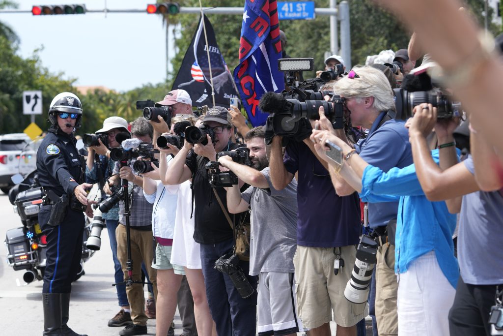 Historischer Auftritt von Trump vor Gericht in Miami