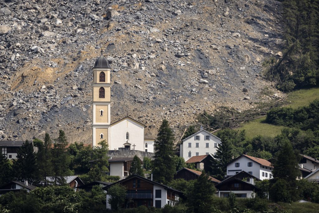 Bewohner dürfen tagsüber wieder nach Brienz zurückkehren