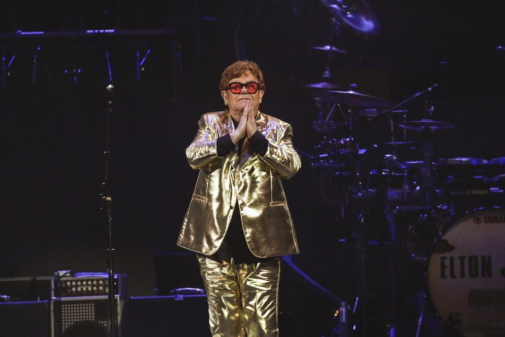 Letzter Auftritt in England: Elton John verabschiedet sich von Fans