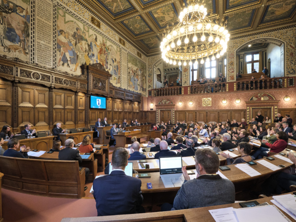 Forderung nach 38-Stunden-Woche haarscharf abgelehnt