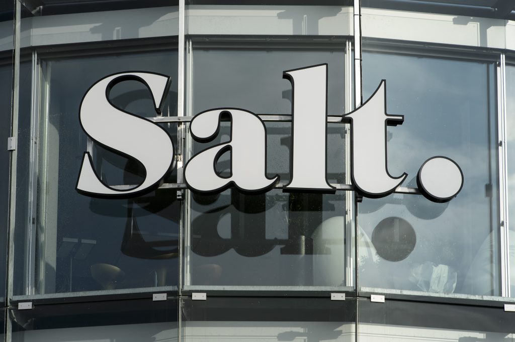 Salt bittet Kunden stärker zur Kasse