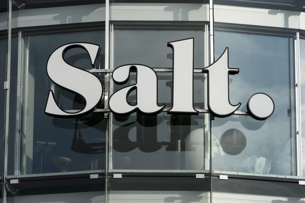 Salt bittet Kunden stärker zur Kasse