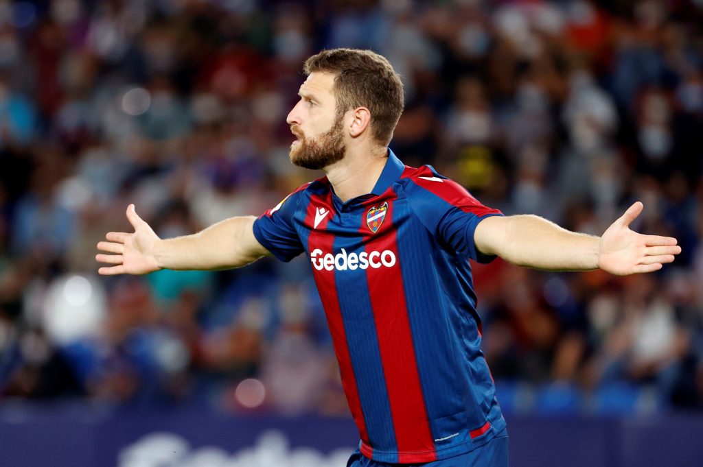Wer ersetzt Andy Pelmard beim FCB?