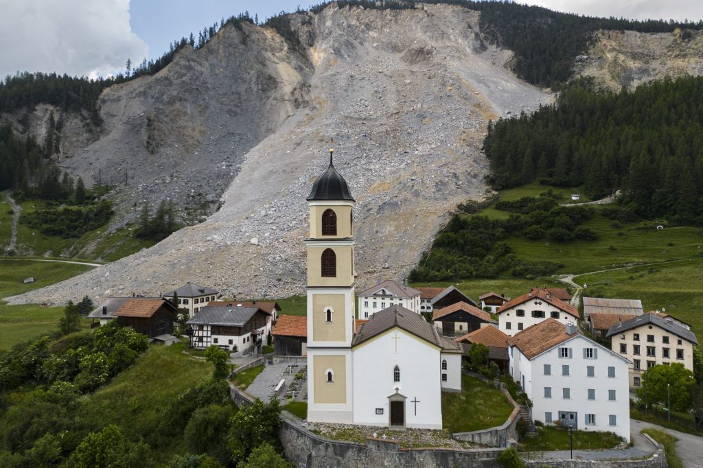 Aufatmen in Brienz: Bevölkerung darf zurück ins Dorf