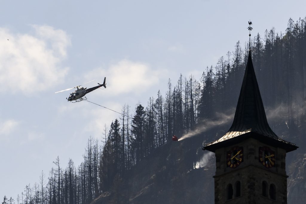 Wegen Waldbrand evakuierte Menschen können in ihre Häuser zurückkehren