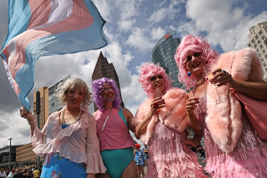 Hunderttausende beim Christopher Street Day in Berlin