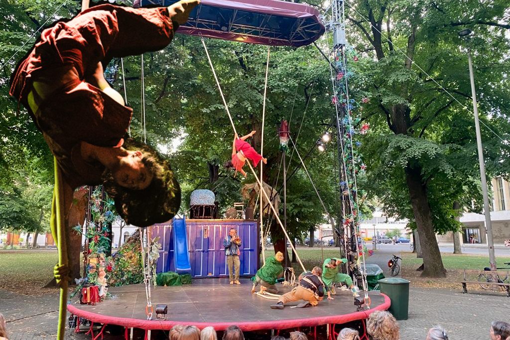 Das «Paradis?» auf dem Petersplatz