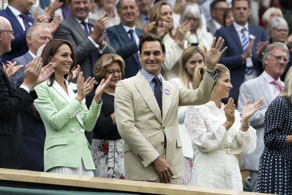 Roger Federer wurde in Wimbledon für seine Karriere geehrt