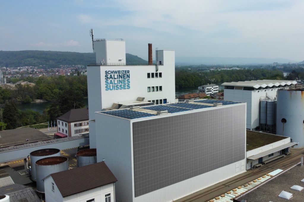 Schweizer Salinen planen Photovoltaik-Anlagen in der Region