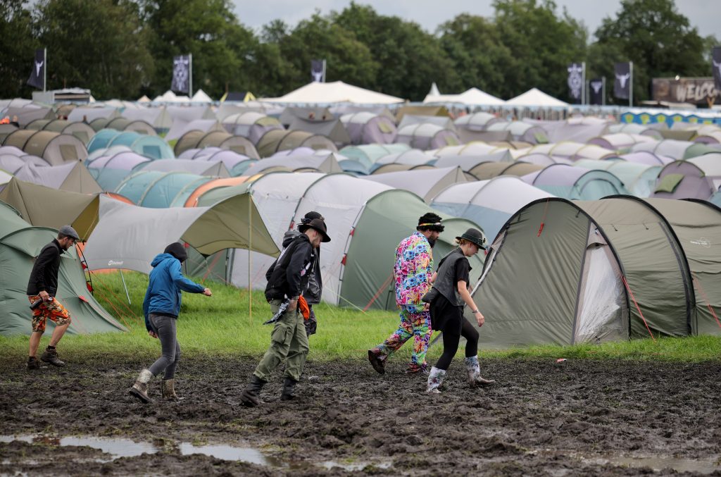 Zu viel Schlamm: Wacken Open Air verhängt Anreisestopp für Fahrzeuge